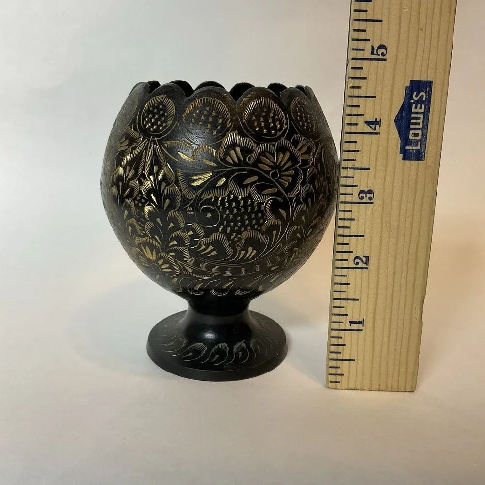 Vintage Indian Globe-Like Body Brass Hand Etched‎ Black Gold Bud Vase Scalloped